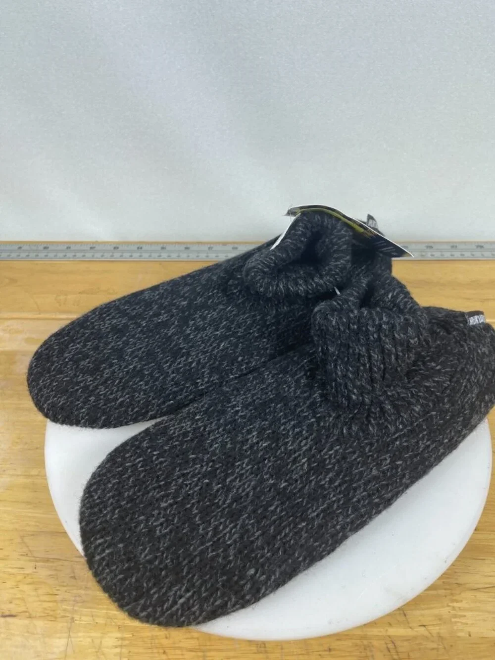Muk Luks Morty Slippers Mens L 10-11 Black Knit Cozy Slip Resistant New